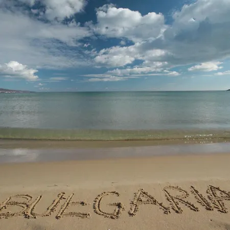 Daisy Grand Kamelia Lejlighed Sunny Beach