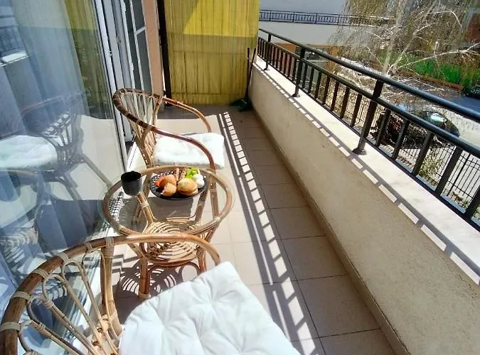 Daisy Grand Kamelia アパート *